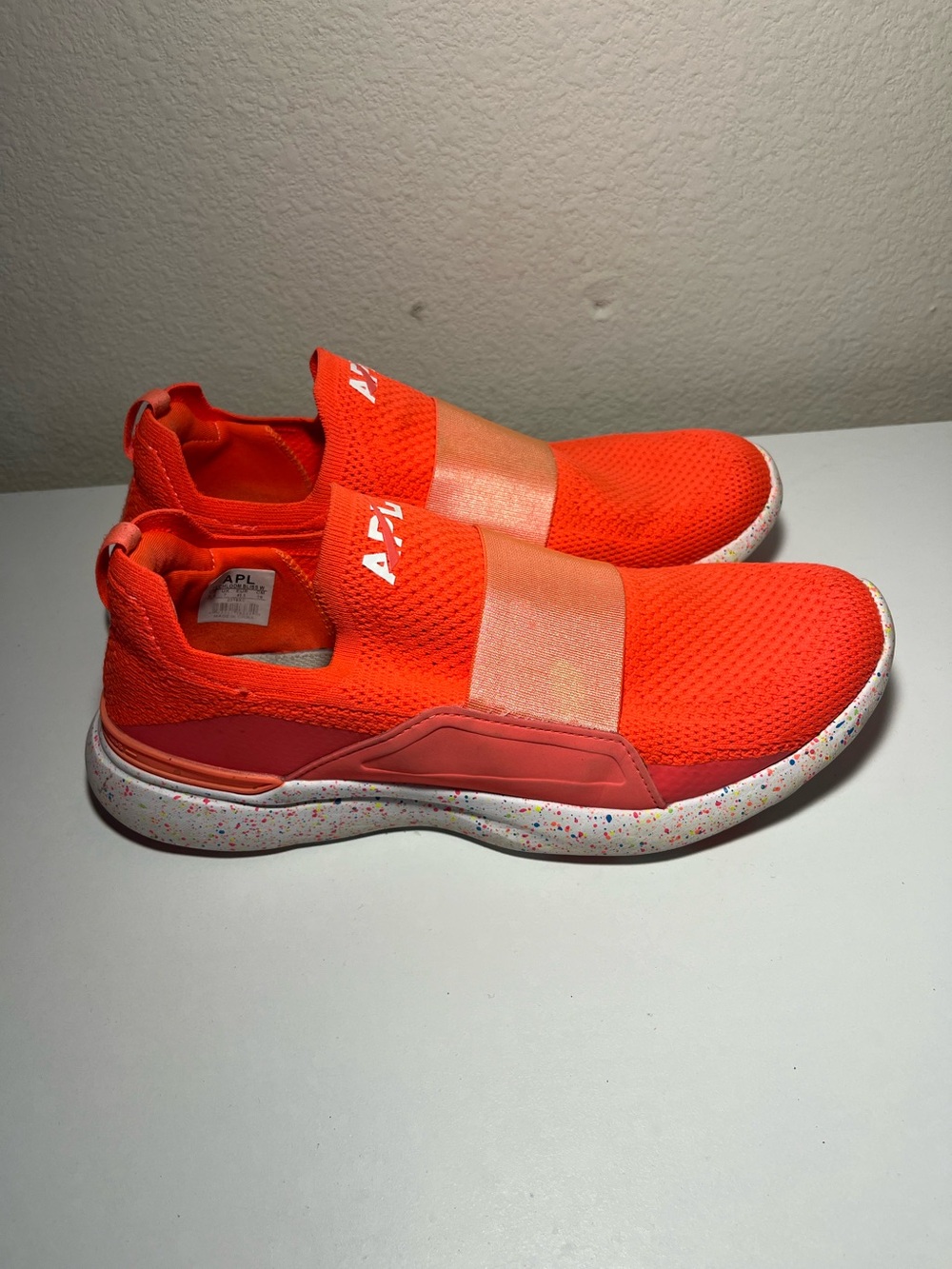 APL Techloom Bliss Women's Size 9.5 Bright Coral Slip On Sneakers